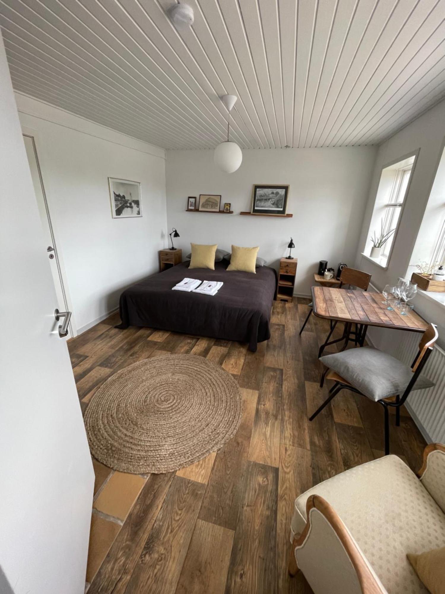 Bed and Breakfast Restaurant Saelhunden Ribe Exterior foto